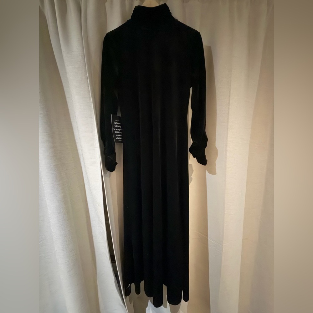 Pomander Place tuckernuck Classic Black Velvet Long Sleeve Dress